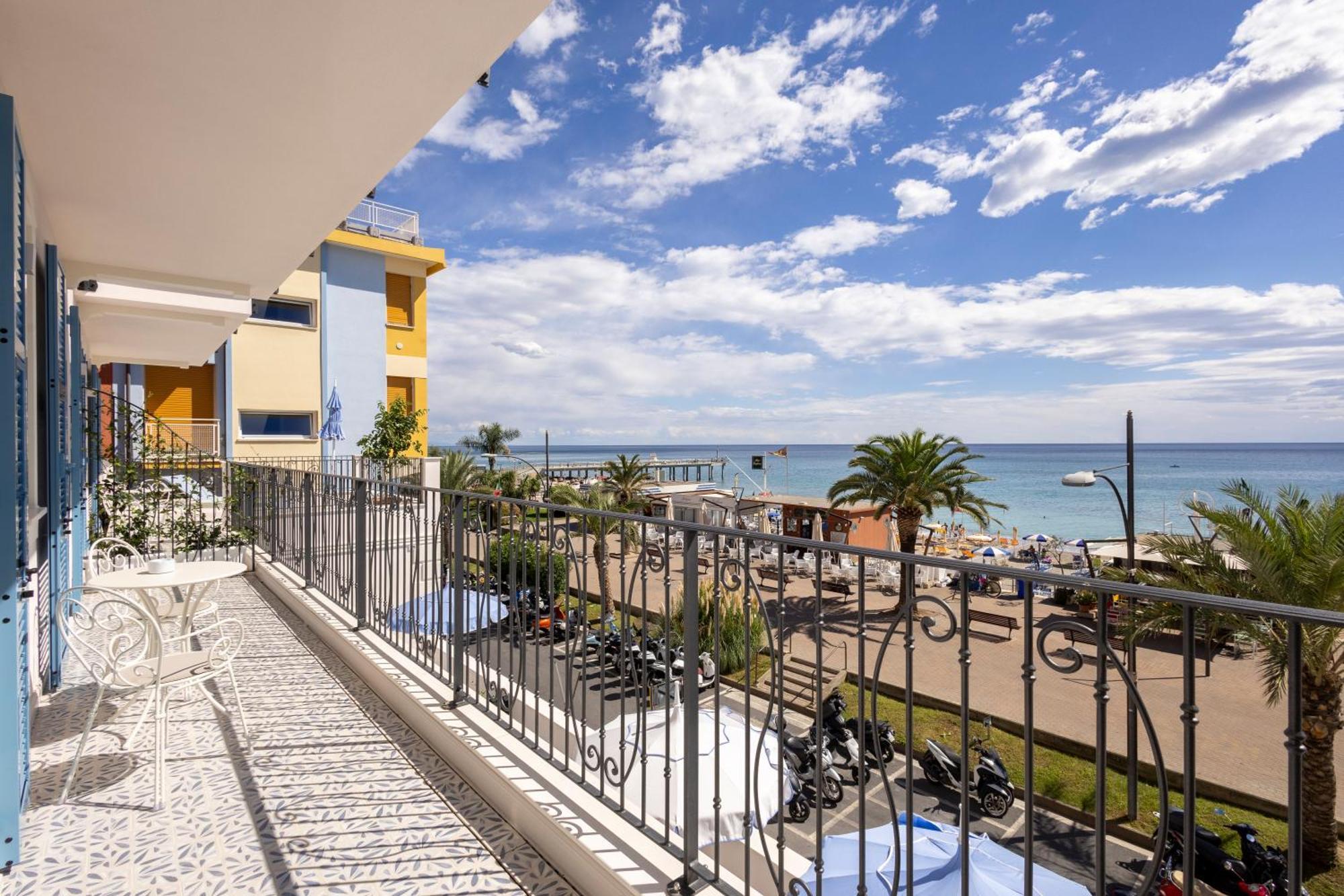 A'Mare Boutique Hotel & Spa Pietra Ligure Luaran gambar